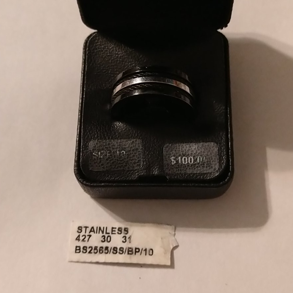 Classy Stainless Steel Ring - Picture 3 of 5